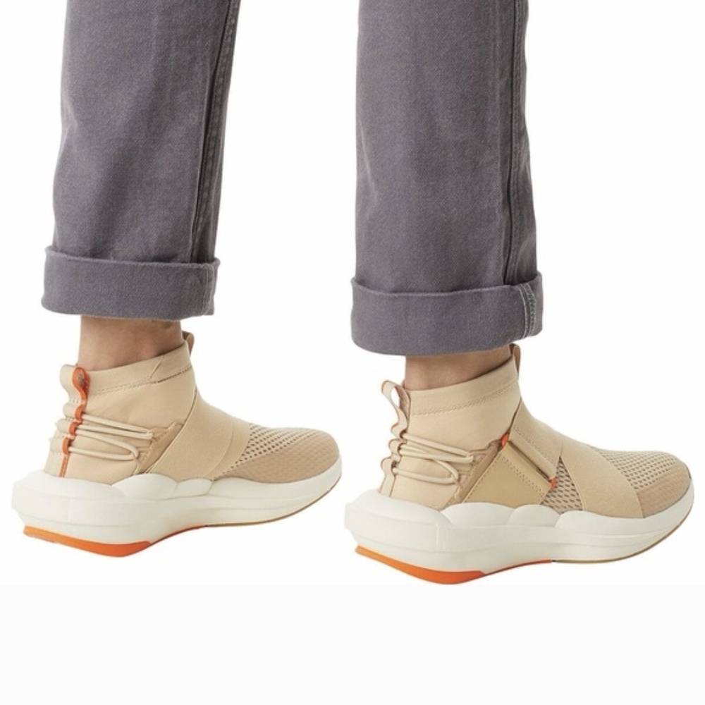 Sorel Beige and Orange Sneakers Size 7.5